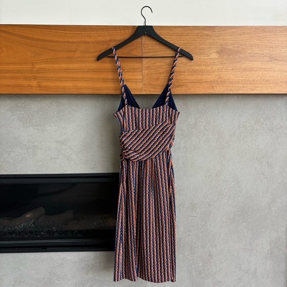 Diane Von Furstenberg 'Saige' Geo Print Silk Blend Party Dress, Size 6 - Picture 11 of 14